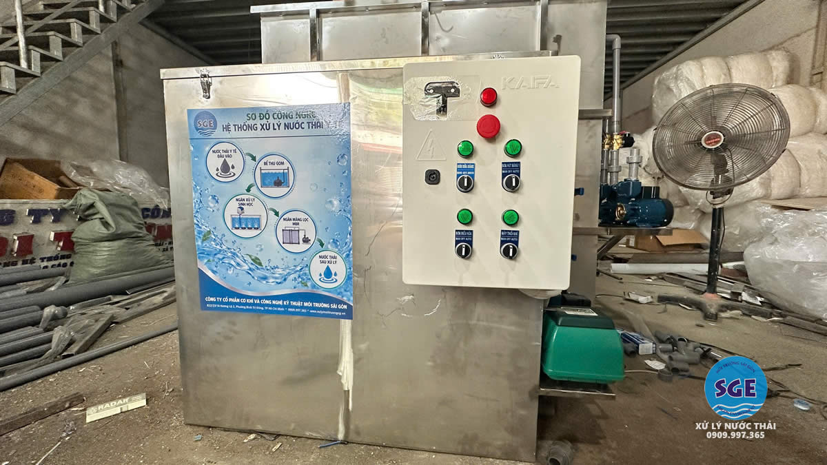 Module xử lý nước thải y tế bằng inox tích hợp tủ điều khiển