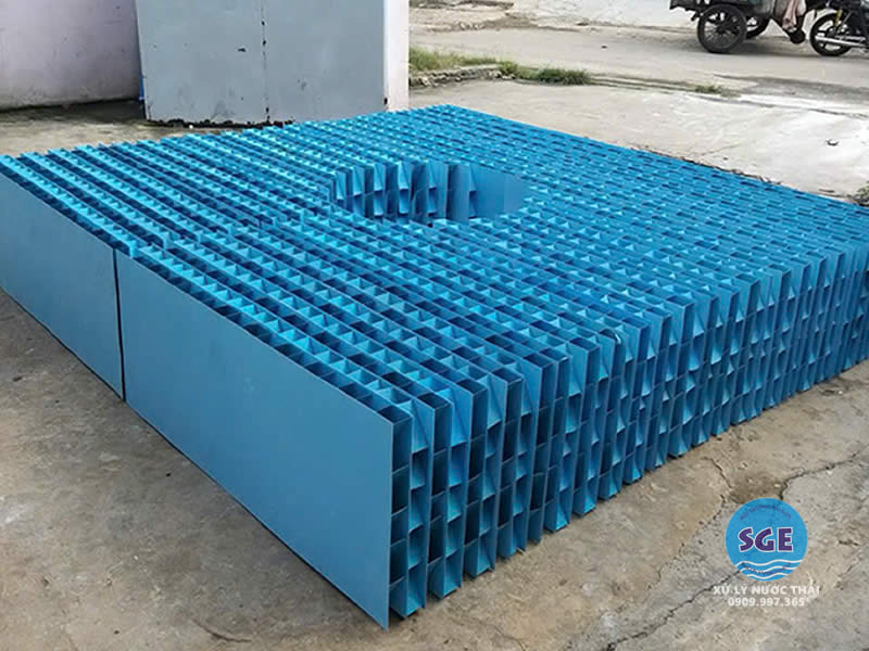 tấm lắng lamen lemella