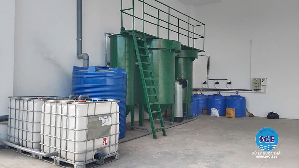cụm bể và bồn hóa chất trong xử lý nước thải công nghiệp